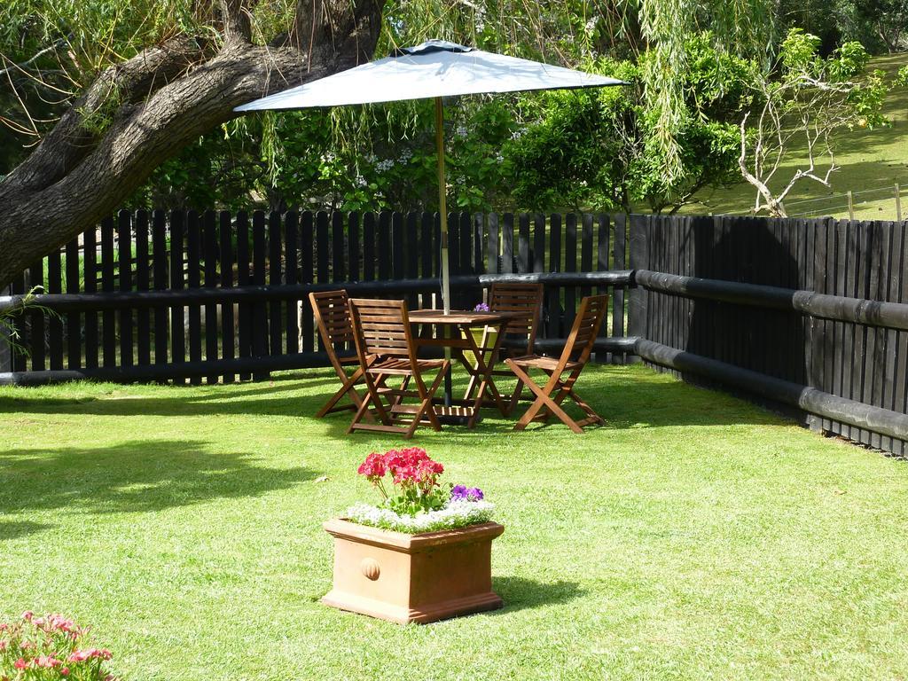 التمز Thorold Country House المظهر الخارجي الصورة
