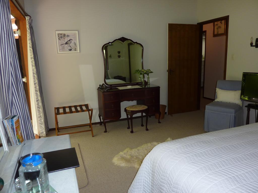 التمز Thorold Country House المظهر الخارجي الصورة