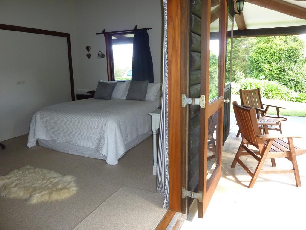 التمز Thorold Country House المظهر الخارجي الصورة