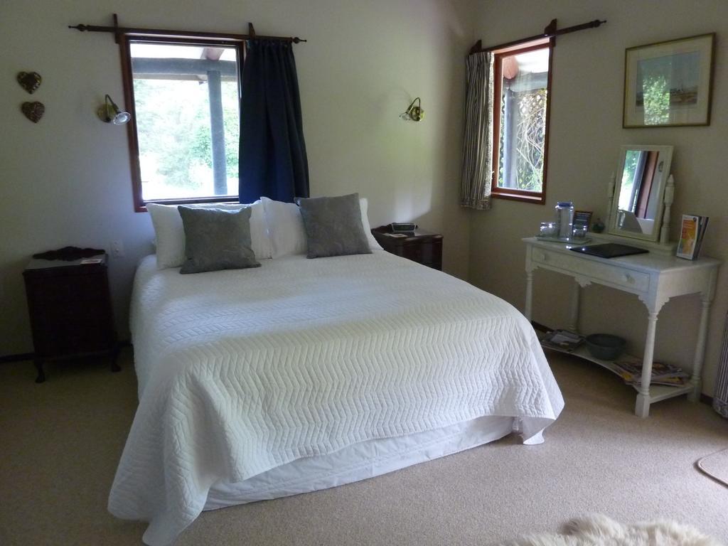 التمز Thorold Country House المظهر الخارجي الصورة